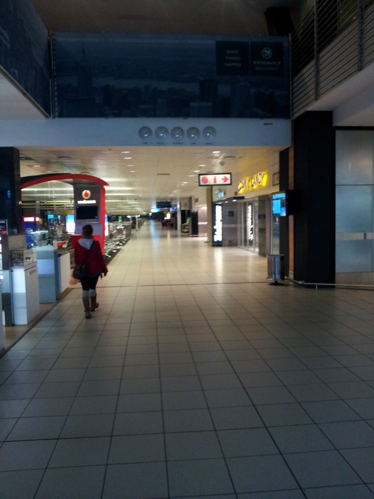 5:30am Empty Domestic Terminal 
