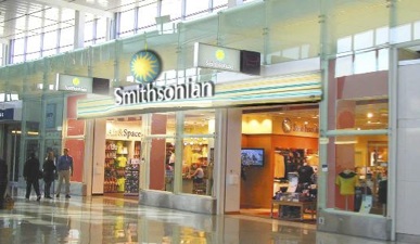 Dulles Airport - Smithsonian Museum Store, Concourse B