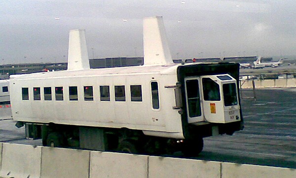 Dulles People Movers